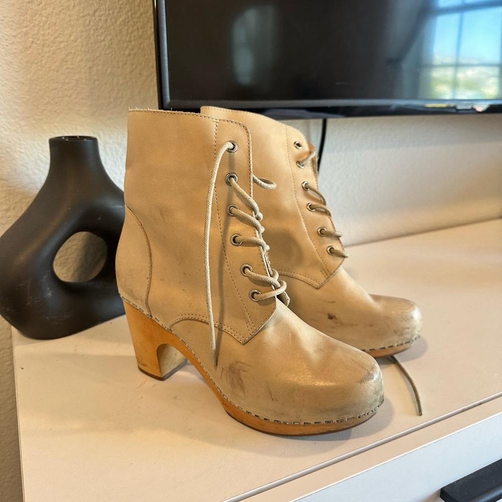 Jeffrey Campbell Clog Booties Size 7 - image 1